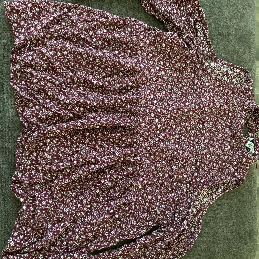 Long sleeve, open back top